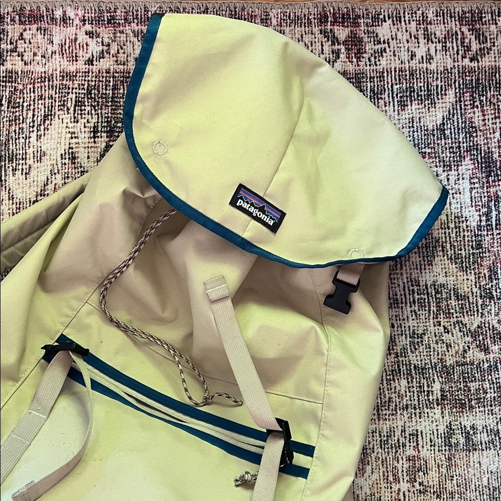 Patagonia Light Yellow and Tan Outdoor Top-Load Backpack - Picture 2 of 4